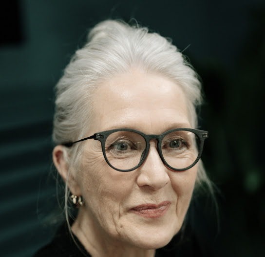 115 business consulting agency team 4.jpg